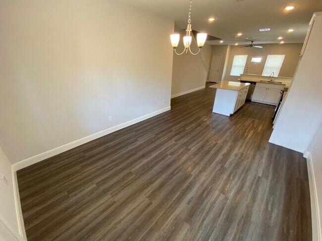 Building Photo - 8214 Parker Rd