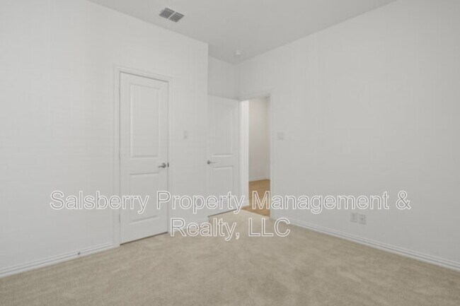 Building Photo - 224 Cherryvale Ln