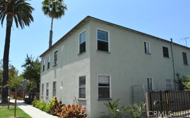 Primary Photo - 337 Lime Ave