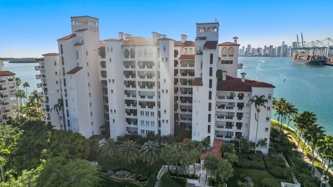 Building Photo - 5365 Fisher Island Dr