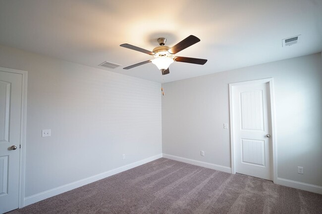 Building Photo - Coming Available!