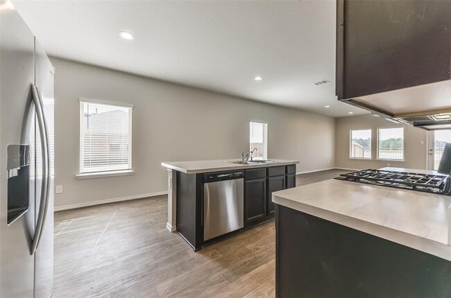 Building Photo - 16524 Cascading Pnes Ct