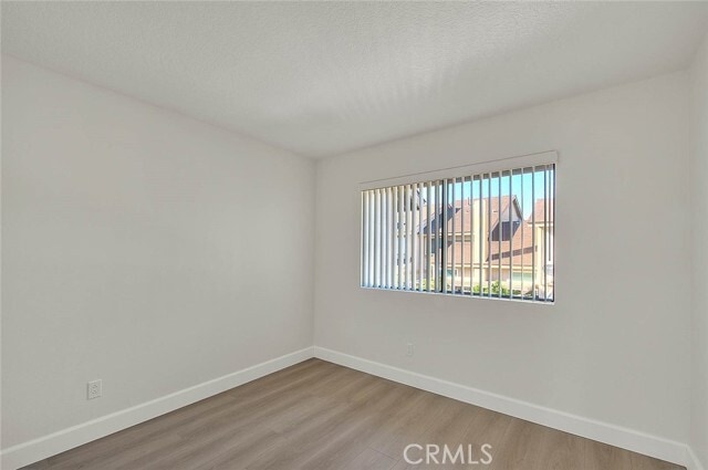 Building Photo - 25205 Chestnutwood