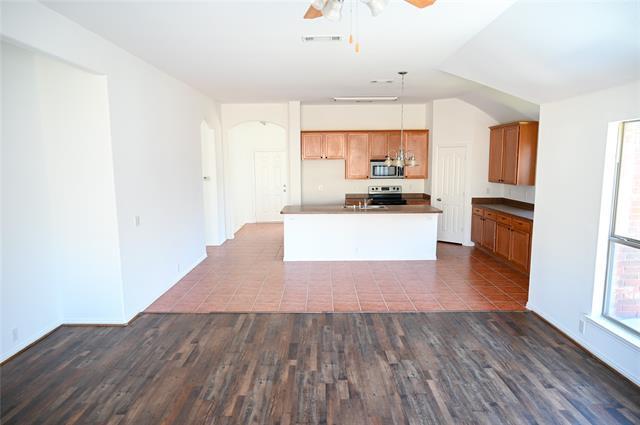 Building Photo - 2204 Rockport Dr