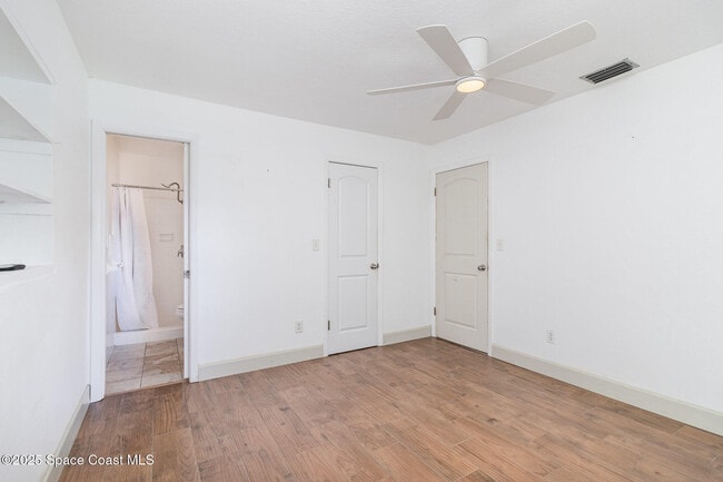 Building Photo - 2157 Barracuda Ave