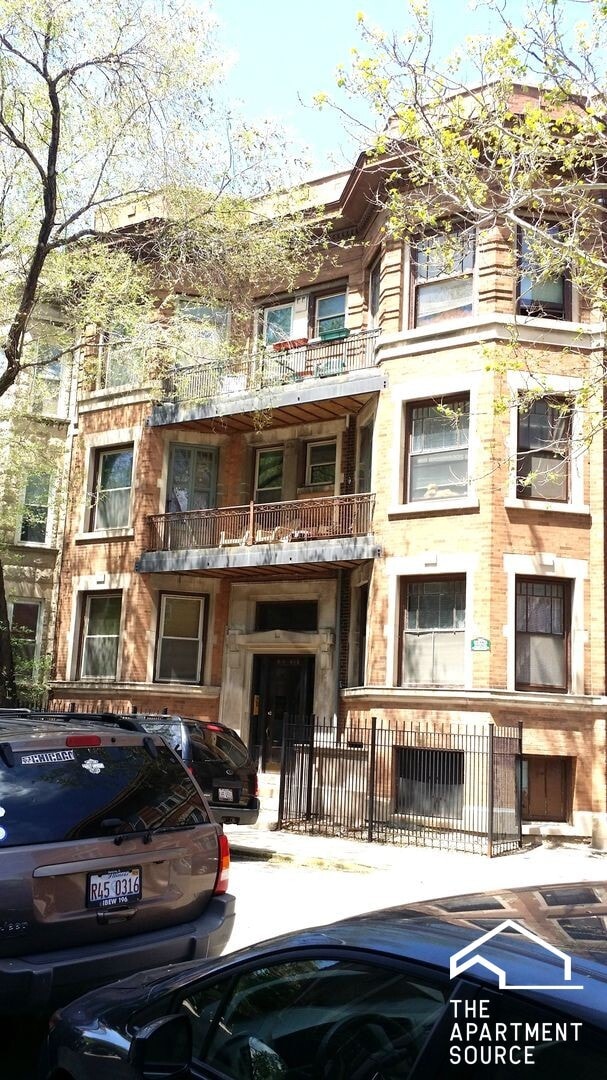 Building Photo - 810 W Cuyler Ave
