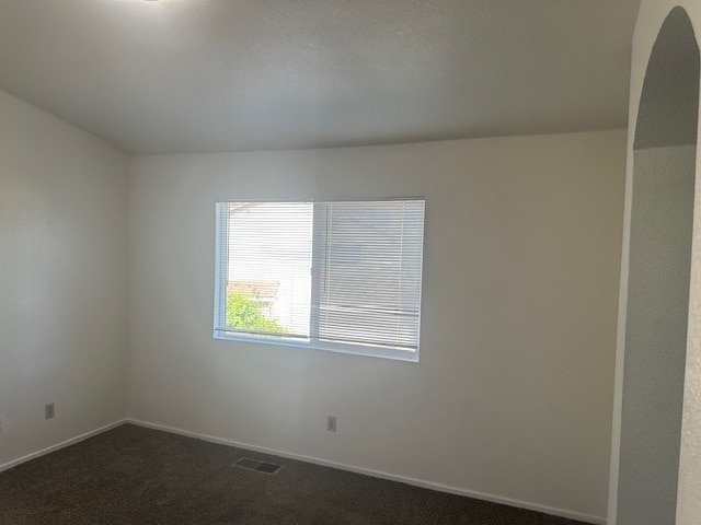 Building Photo - Weston Ranch 4 Bedroom 3 Bathroom Home