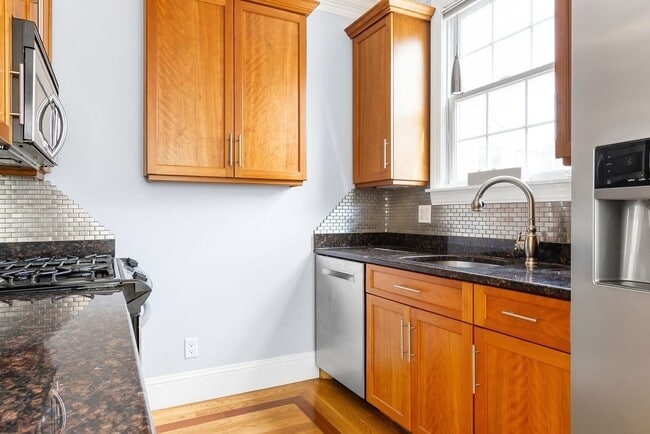 Building Photo - 437 Gallivan Blvd