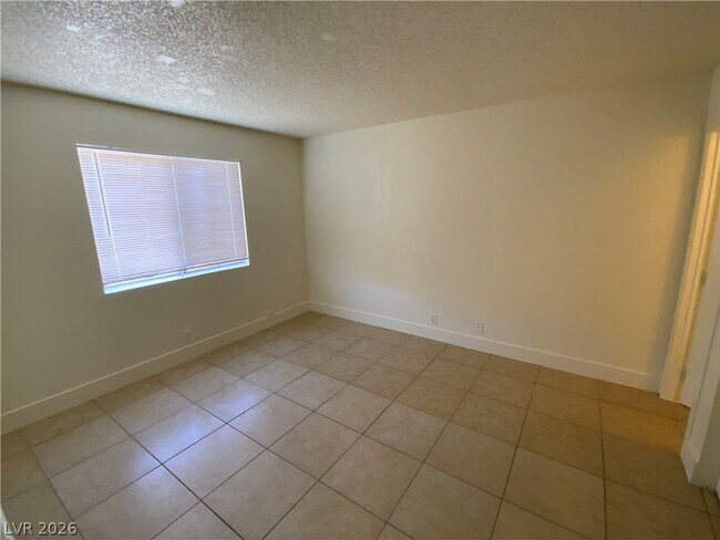 Building Photo - 6994 Issac Ave
