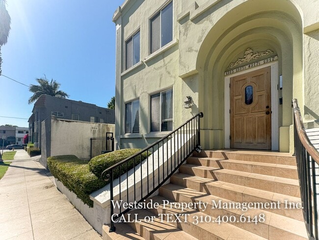 Building Photo - 1315-1317 1/2 N. Stanley Ave.-1315