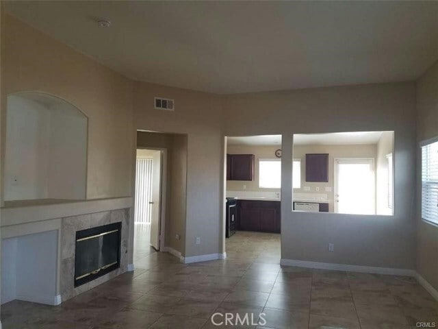 Building Photo - 15272 Sunray Ct
