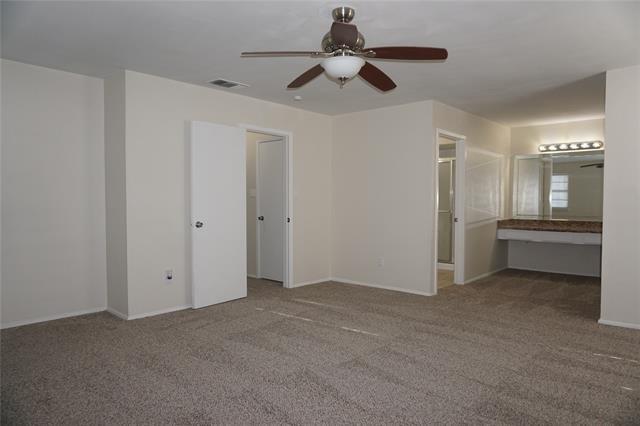 Building Photo - 2609 Hamilton Dr