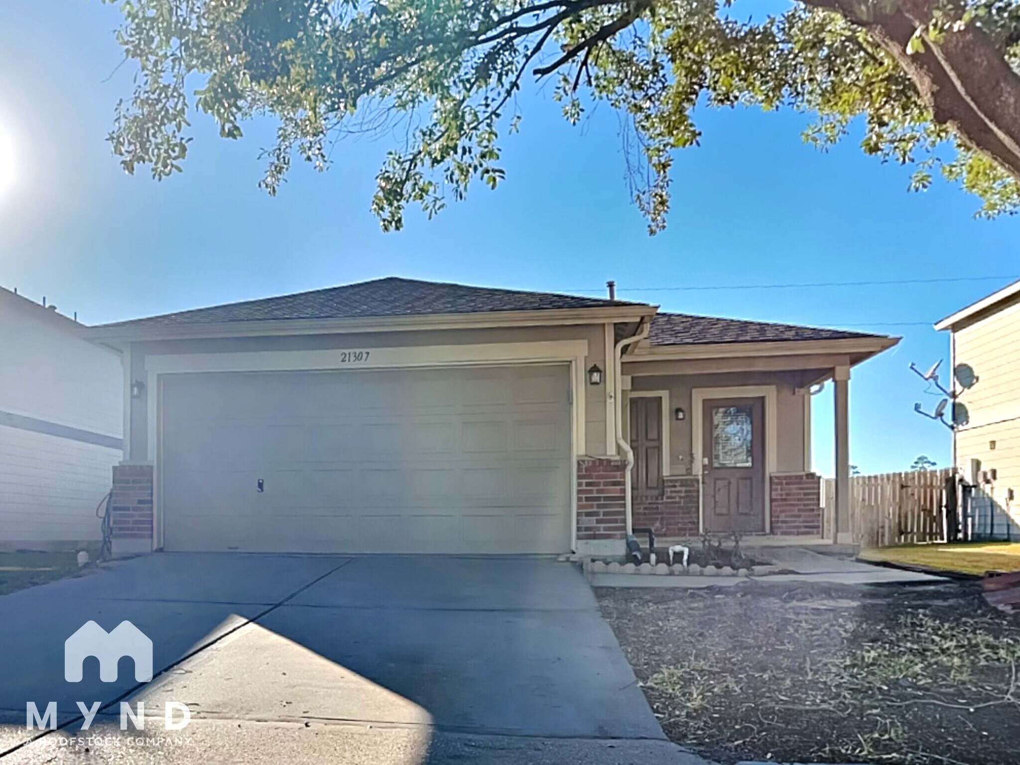 Building Photo - 21307 Shadow River Ln