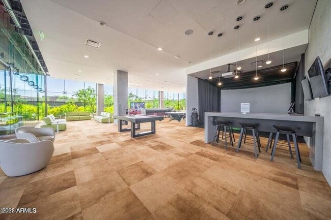 Building Photo - 7180 E Kierland Blvd