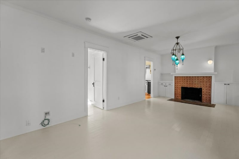 Building Photo - 945 Marco Pl