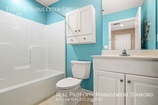 Building Photo - 35803 S Gloucester Cir