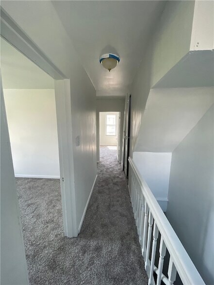 Building Photo - 1367 Montezuma St