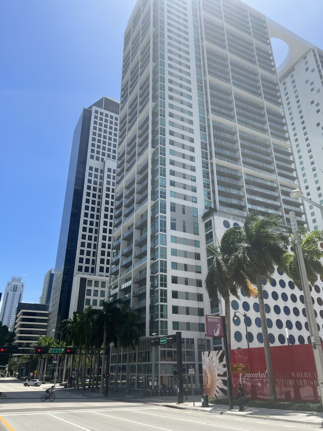 Building Photo - 500 Brickell Ave