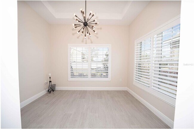 Building Photo - 4995 NE 125th Lp