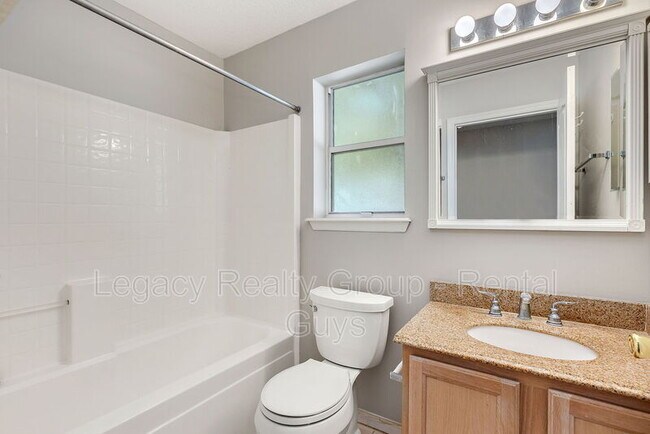 Building Photo - 12312 Harbor Winds Dr N