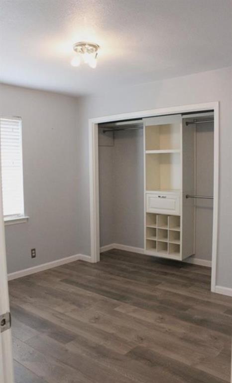 Building Photo - 1507 Pine Knoll Dr