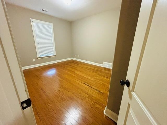 Building Photo - 1327 Raindrop Dr