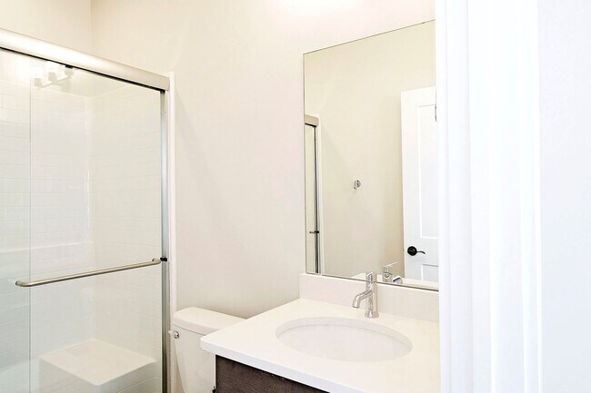 Building Photo - Light-Filled Belmont Apartment With Oversized Garage