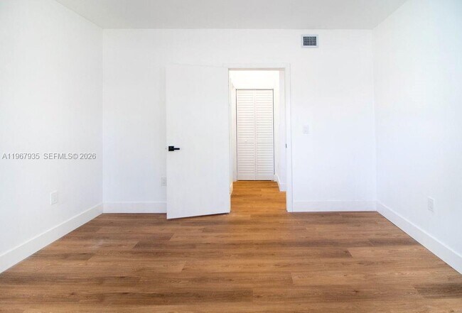 Building Photo - 1255 Jackson St