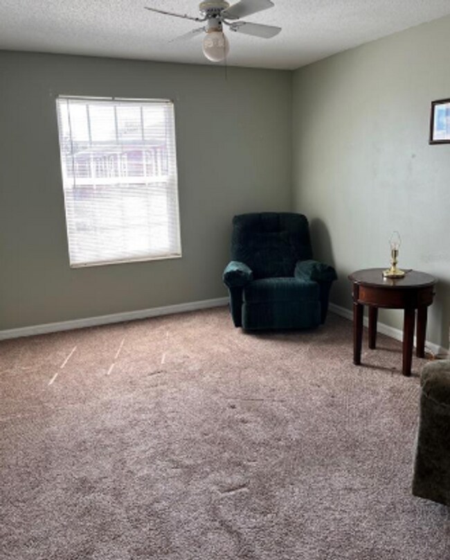 Building Photo - 3847 35th Way S