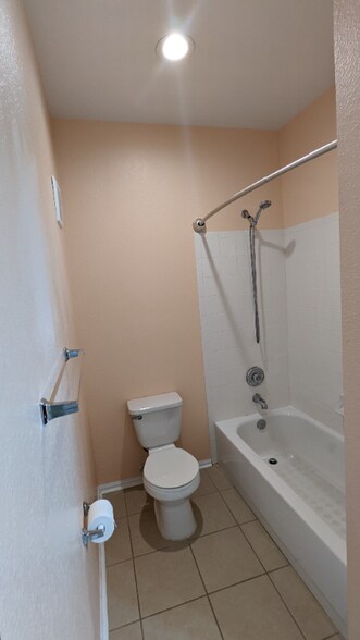 Building Photo - 1570 Spring Gate Dr.