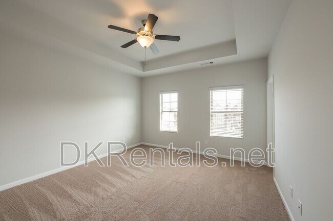 Building Photo - 2182 Talmai Dr