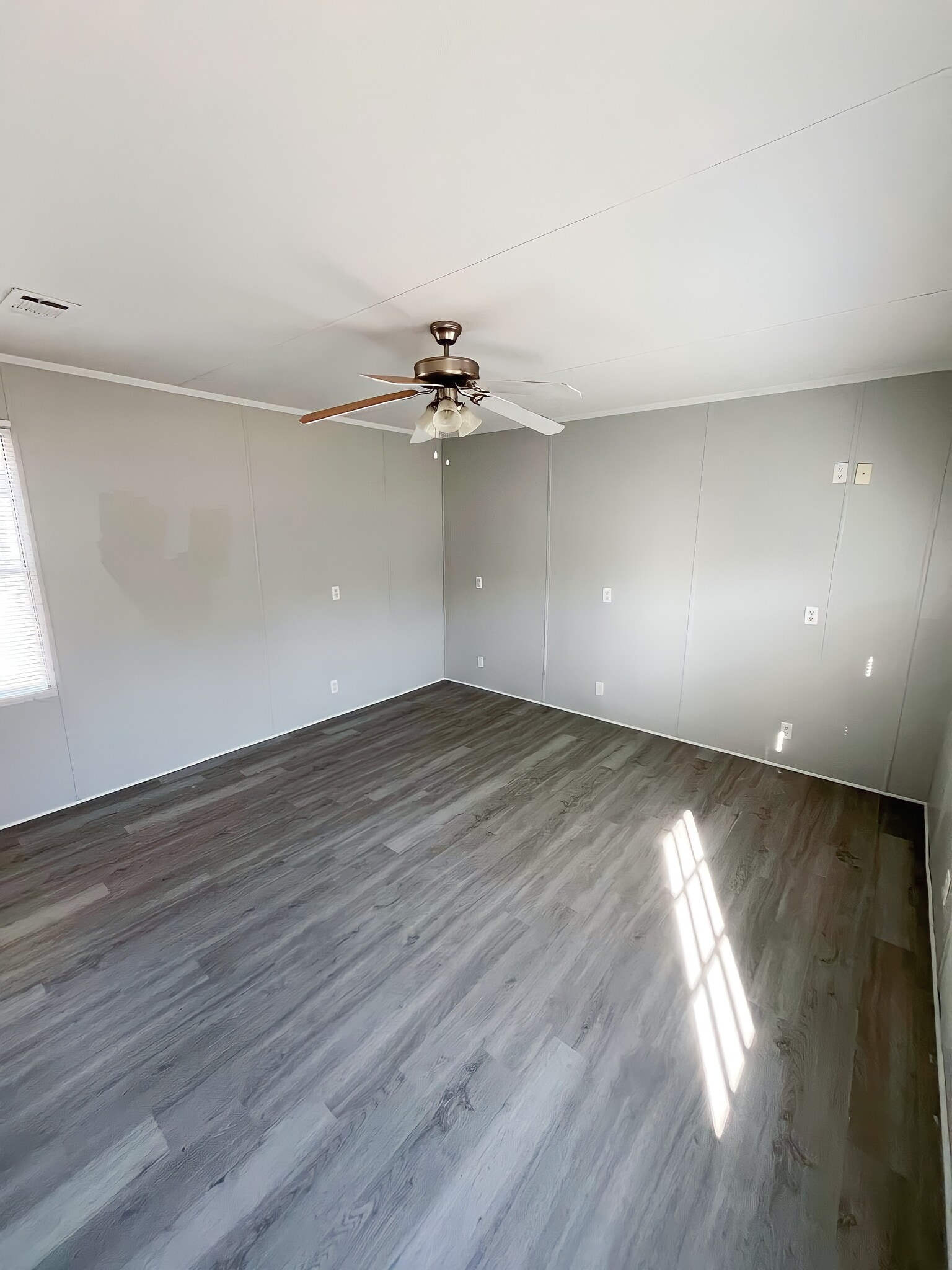 Building Photo - 110 N Michigan St