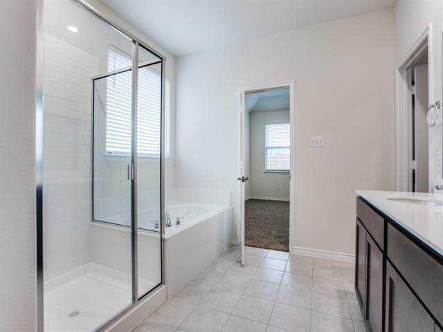 Building Photo - 123 Lakeview Cir