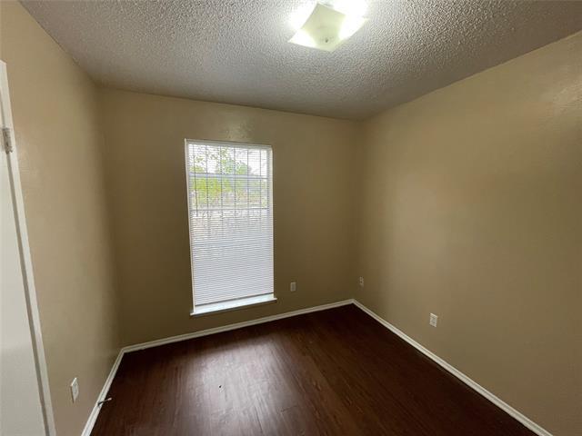 Building Photo - 1202 Ontario Dr