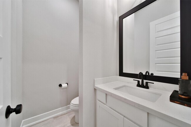 Building Photo - 332 Coldwater Creek Ct