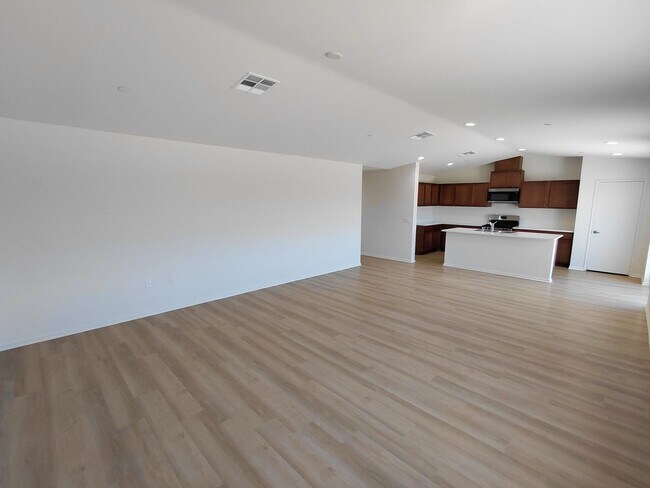 Building Photo - 475 Palomino Ct