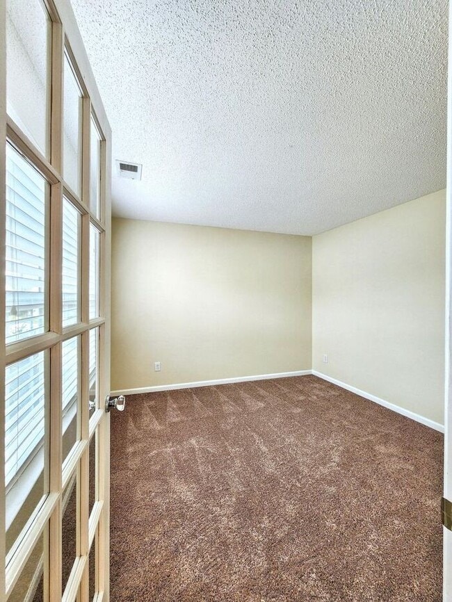 Building Photo - 5800 Quitman Trail