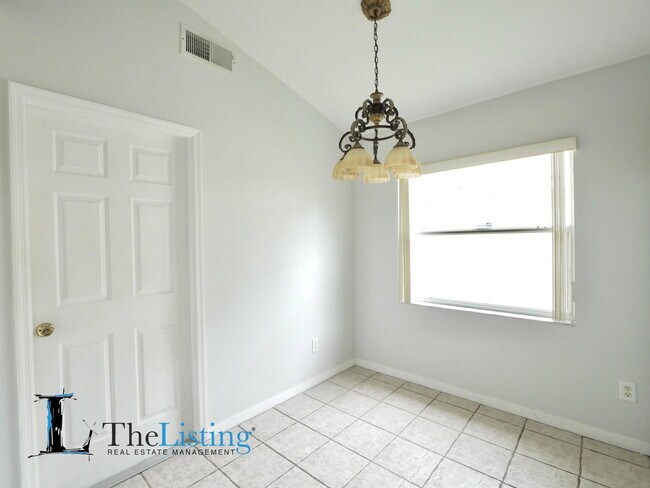 Building Photo - 3492 Kayla Cir