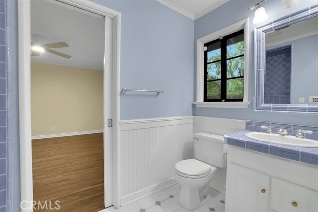 Building Photo - 1834 Midwick Dr