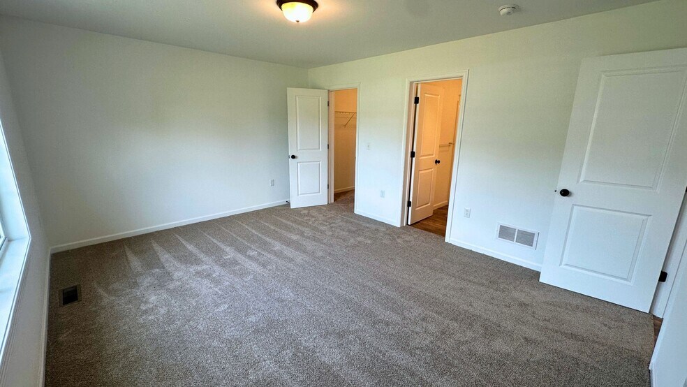 Building Photo - 429 Masonic Dr
