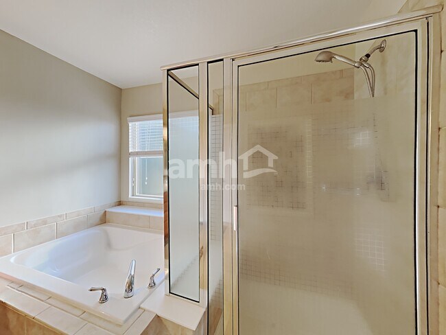 Building Photo - 12204 Hannibal St