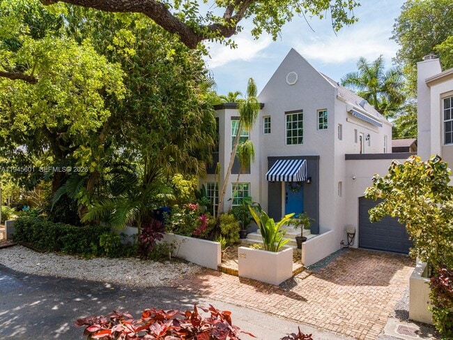 Building Photo - 2952 Peachy St