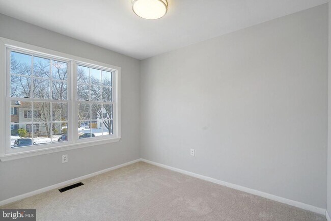 Building Photo - 12346 Woodlawn Ct