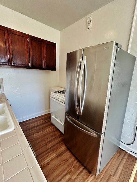 Building Photo - 1523 N McCadden Pl