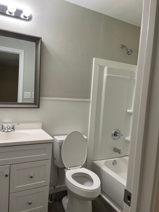 Building Photo - 3 Bedroom House Within Walking Distance of SFA