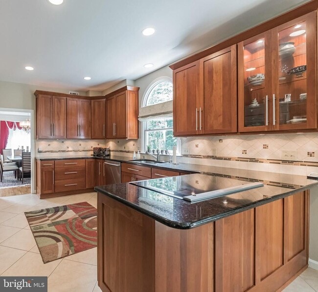 Building Photo - 5507 Thornbush Ct