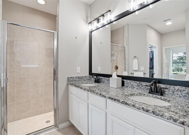 Building Photo - 12720 Sorrento Wy