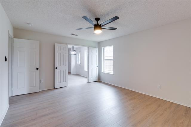 Building Photo - 5005 Button Willow Dr
