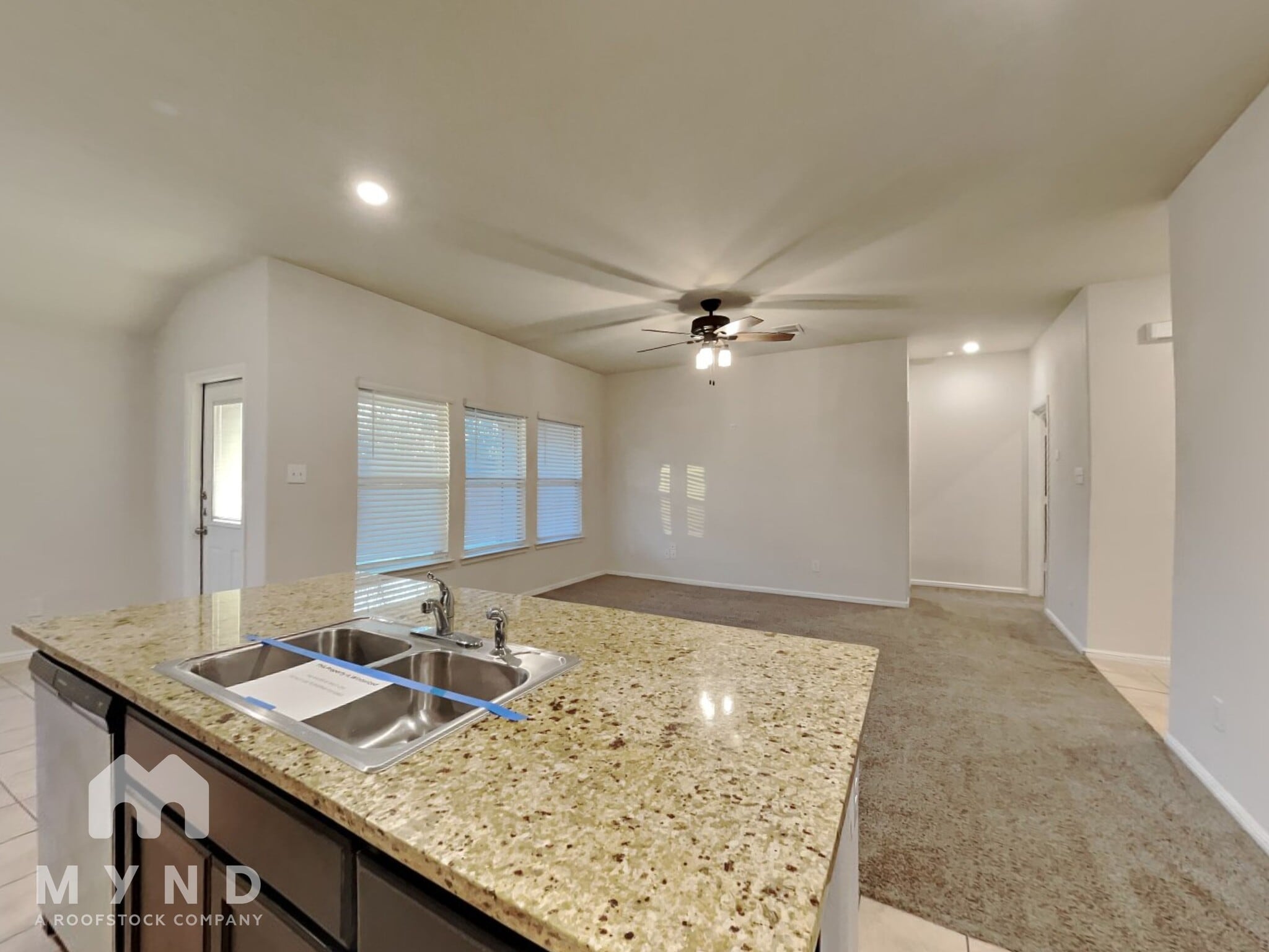 Building Photo - 808 Hutchins Dr