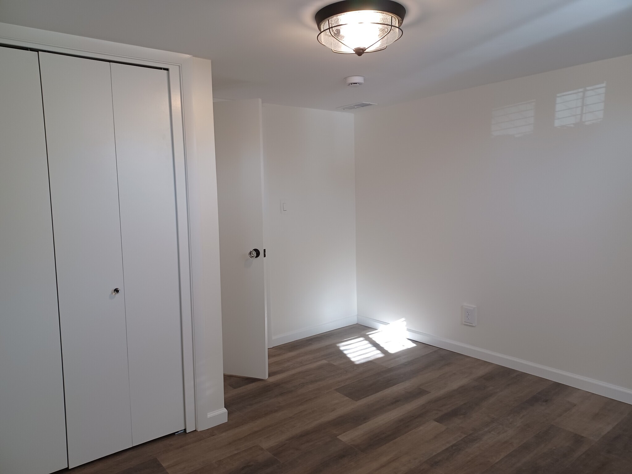 Building Photo - 149 E 700 S